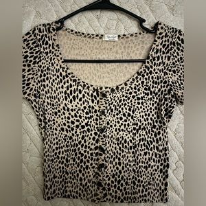 leopard print cropped top